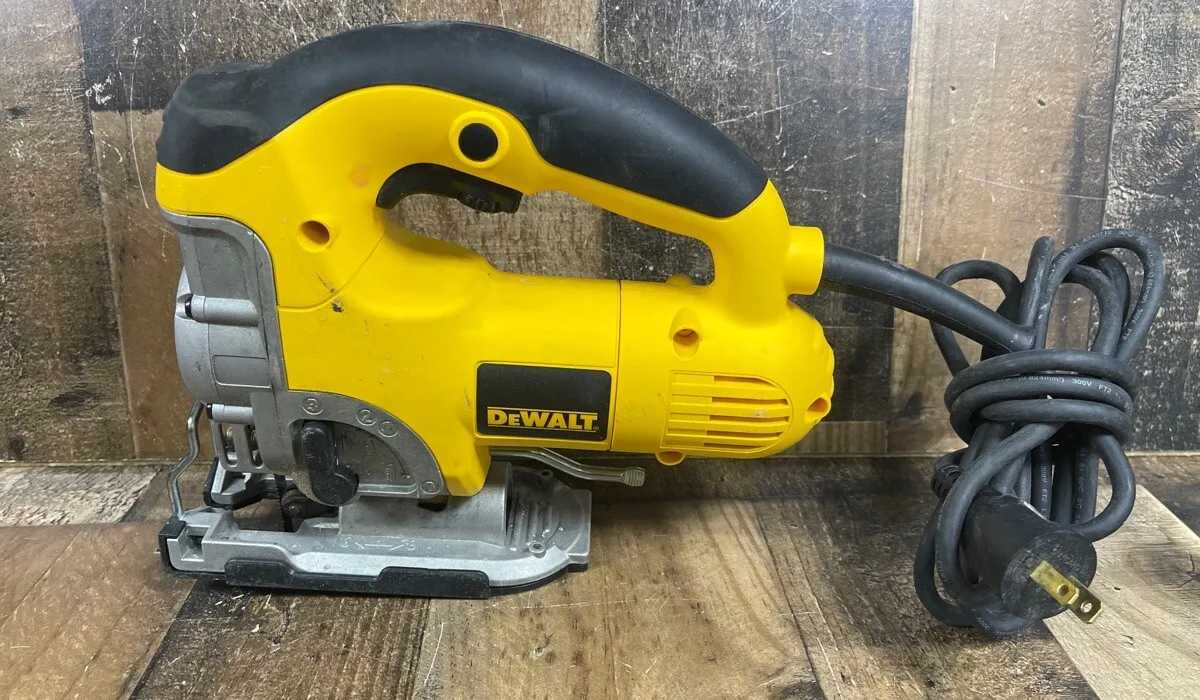 Scie Sauteuse Evolution Fury 2 14", En Excellent état De Fonctionnement